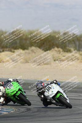 media/Dec-07-2025-CVMA (Sun) [[3e7d2de5dc]]/Race 9-Formula UL Shootout/